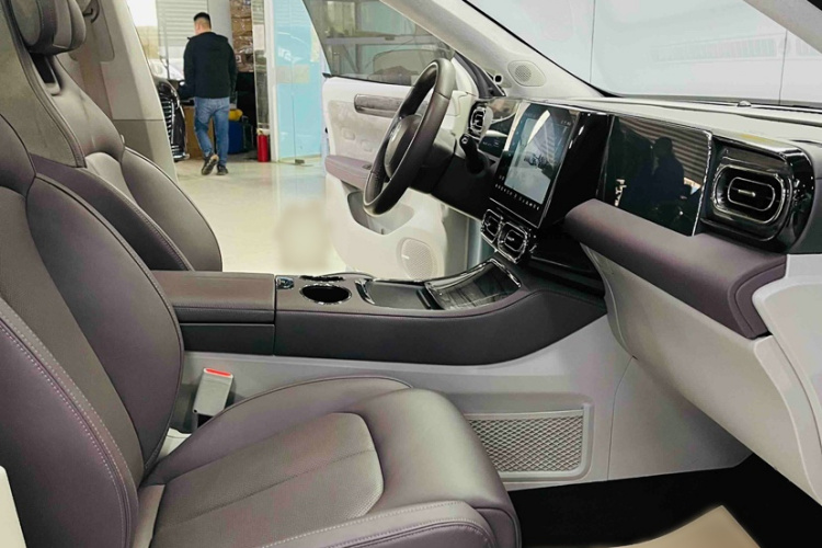 零跑汽车 零跑C11 2023款 增程 285智享版中控内饰7003