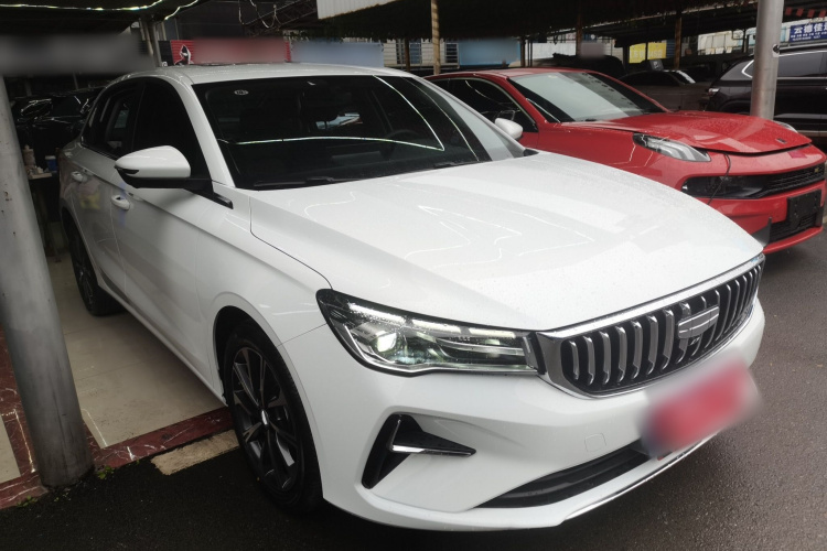 吉利汽车 帝豪 2025款 第4代 1.5L CVT尊贵型车身外观3