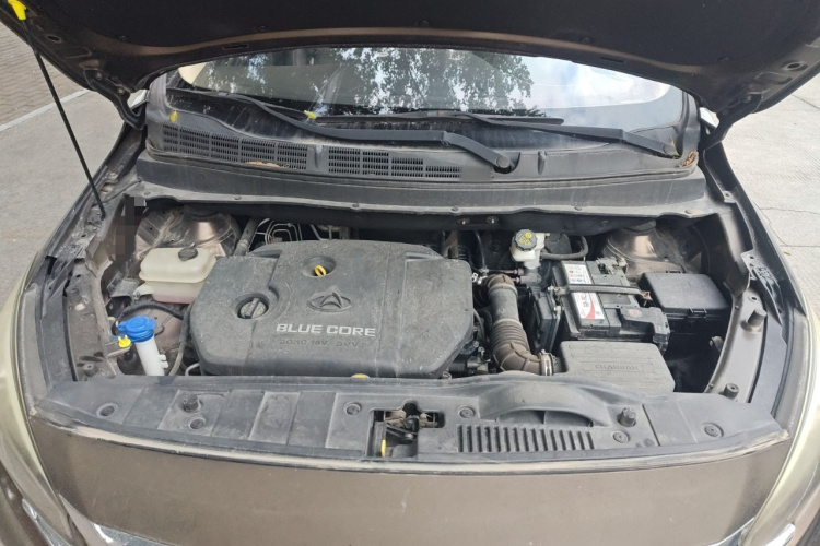 长安欧尚A800 2017款 1.6L 手动标准型机舱底盘24