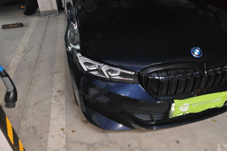 宝马i3 2022款 eDrive 35 L车身外观6006