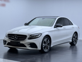 奔驰C级 2019款 C 260 运动版