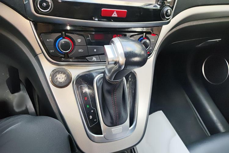 哈弗H6 2017款 改款红标 运动版 1.5T 自动两驱豪华型中控内饰18