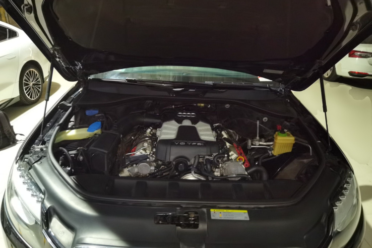 奥迪Q7 2015款 35 TFSI 进取型局部细节24