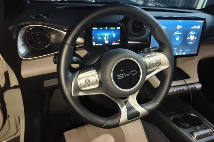 比亚迪 海豚 2025款 420km 自由版局部细节13