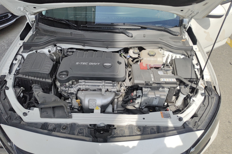 雪佛兰 科鲁泽 2024款 1.5L 双离合悦享版机舱底盘24