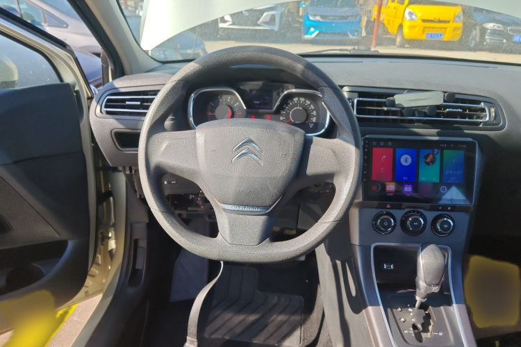 雪铁龙 C4世嘉 2016款 1.6L 自动舒适型局部细节13