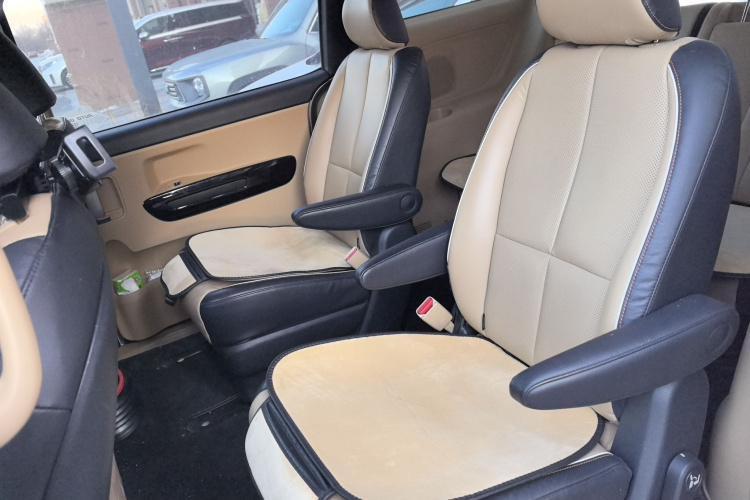 起亚 嘉华(进口) 2015款 3.3GDI 豪华版 国IV中控内饰21