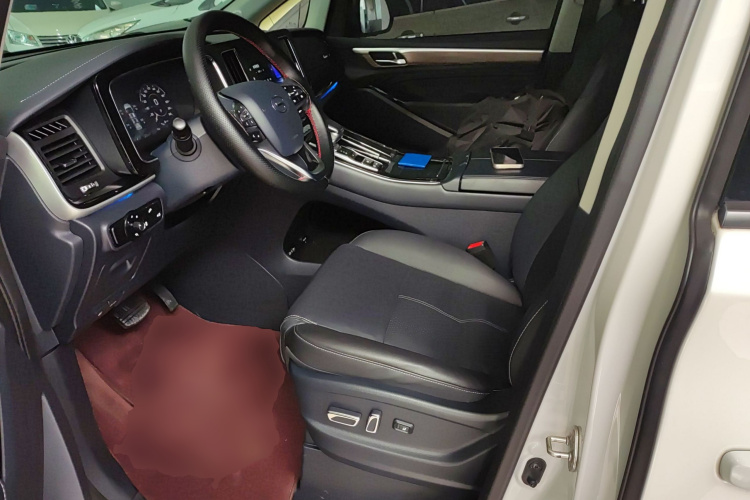 广汽传祺 传祺M8 2023款 领秀系列 390T 尊贵版中控内饰19