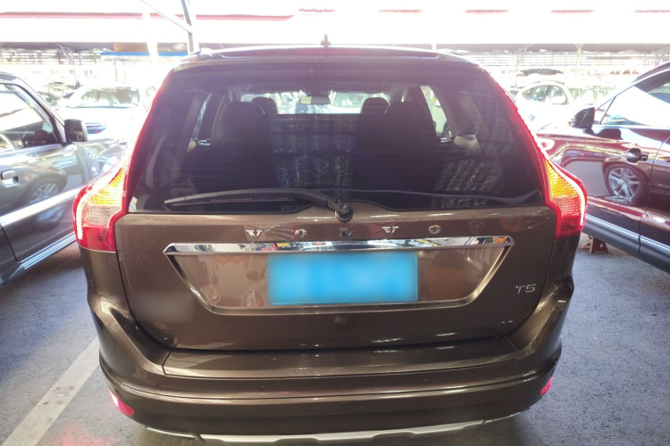 沃尔沃XC60 2017款 T5 智行升级版车身外观6