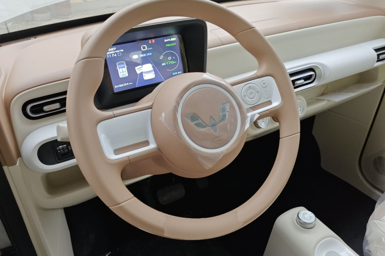 五菱汽车 宏光MINIEV 2024款 第三代 215km 青春版中控内饰13