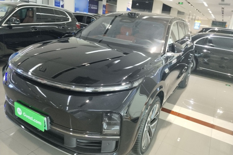 理想汽车 理想L9 2022款 Max车身外观1