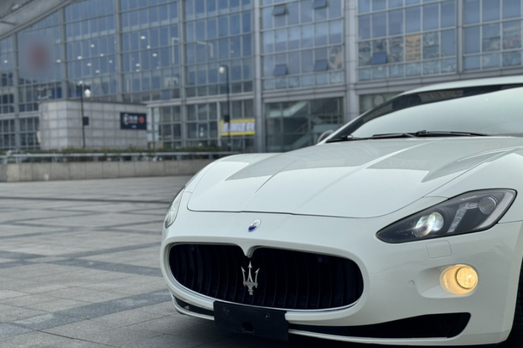 玛莎拉蒂 GranTurismo 2007款 4.2L 标准版局部细节9011