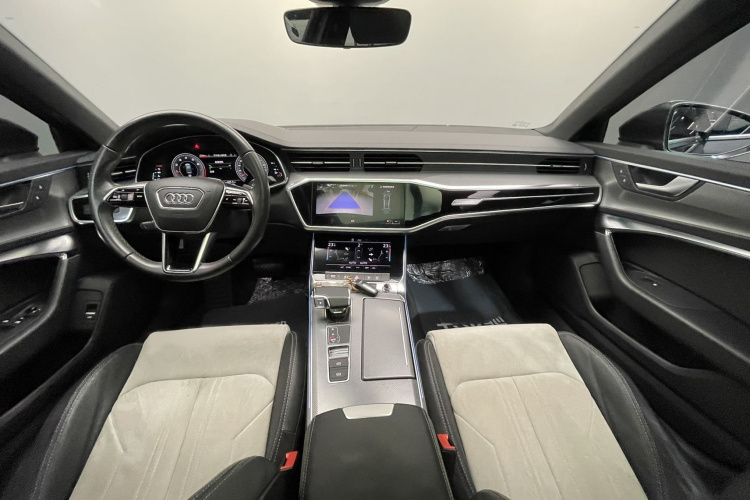 奥迪A6L 2021款 40 TFSI 豪华动感型中控内饰7002