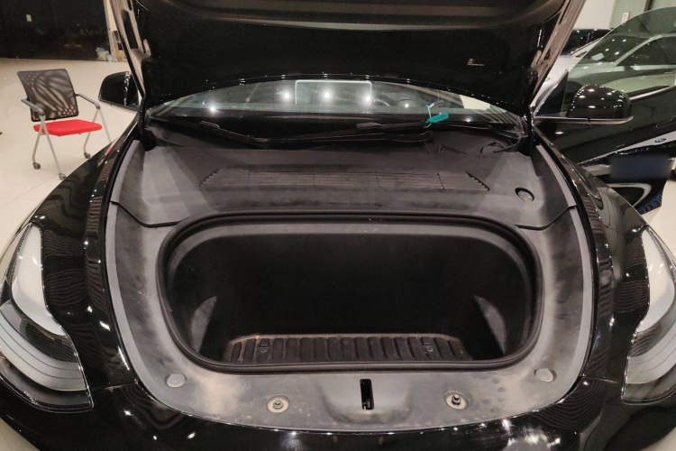 特斯拉 Model Y 2022款 改款 后轮驱动版局部细节24