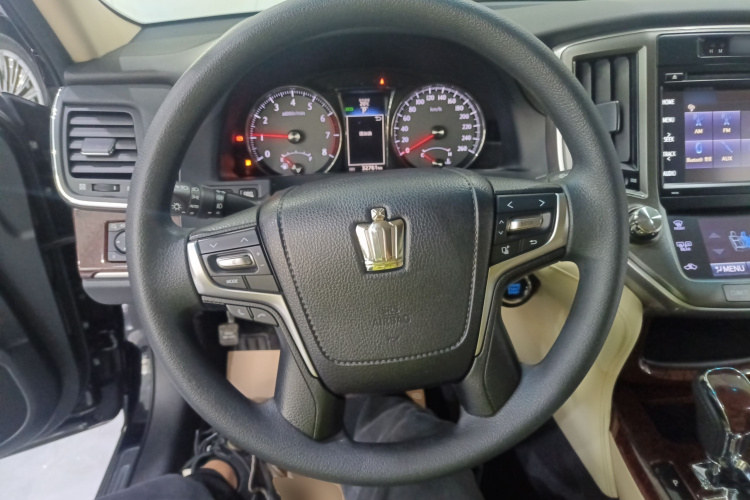 丰田 皇冠 2018款 2.0T 先锋版中控内饰13