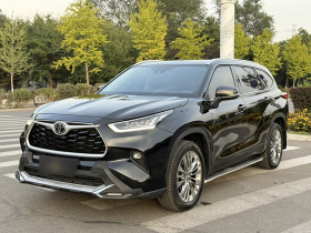 丰田 汉兰达 2022款 380T 四驱尊贵版 7座