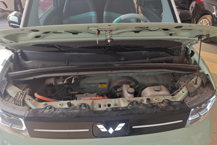 五菱汽车 宏光MINIEV 2022款 马卡龙时尚款 磷酸铁锂机舱底盘24