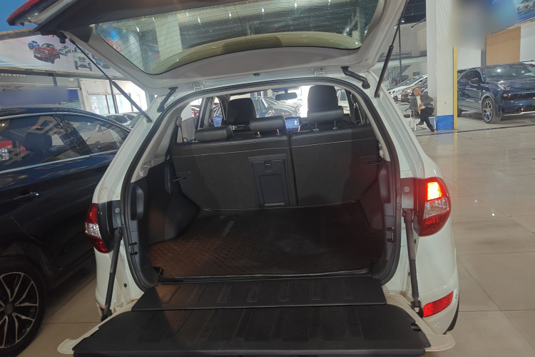 雷诺 科雷傲(进口) 2014款 改款 2.0L 两驱时尚版机舱底盘23