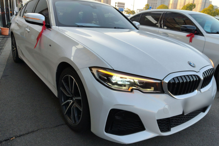 宝马3系 2021款 325Li M运动套装车身外观3