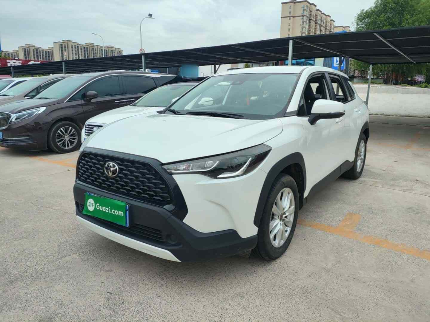 丰田 卡罗拉锐放 2022款 2.0L 先锋版(2)