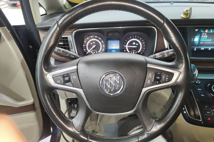 别克GL8 2017款 25S 舒适型 国V局部细节13