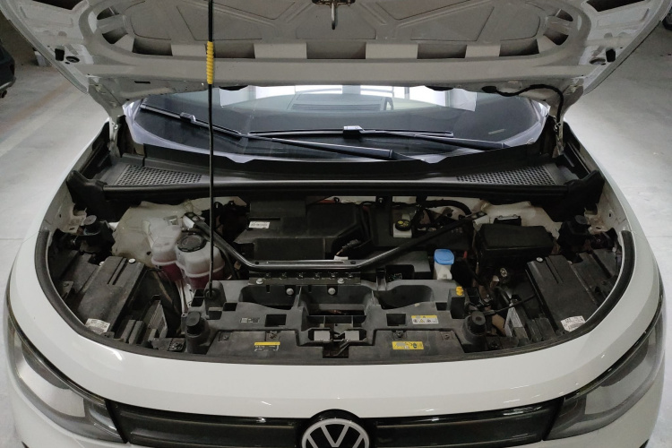 大众 ID.6 X 2023款 极智长续航版机舱底盘24