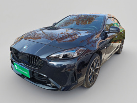 宝马2系 2025款 225L M运动曜夜套装