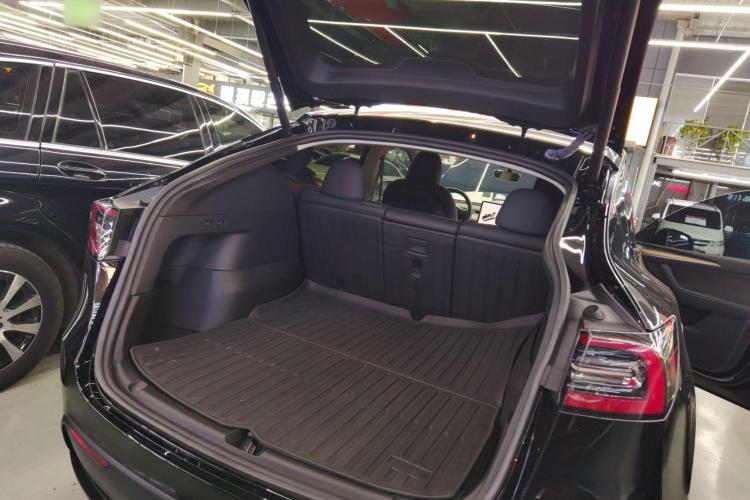 特斯拉 Model Y 2022款 改款 后轮驱动版局部细节23
