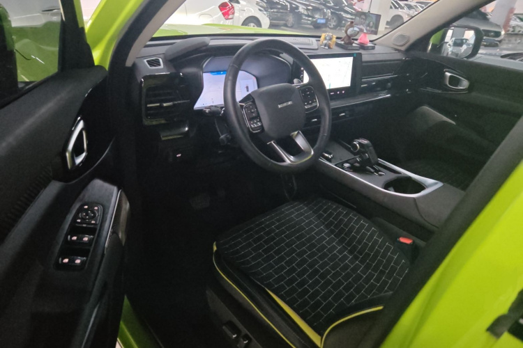 哈弗酷狗 2022款 1.5T DCT两驱潮动版中控内饰20