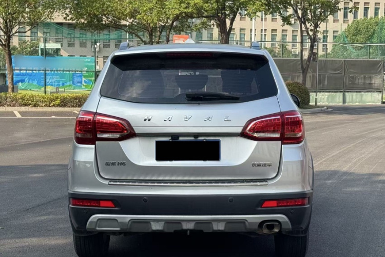 哈弗H6 2021款 运动版 1.5T 手动精英智联型 U型格栅车身外观6006