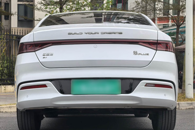 比亚迪 秦PLUS 2021款 EV 400KM 豪华型车身外观6004
