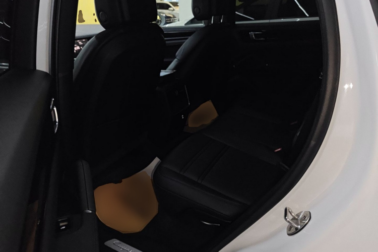 保时捷 Cayenne新能源 2021款 Cayenne E-Hybrid 2.0T中控内饰21