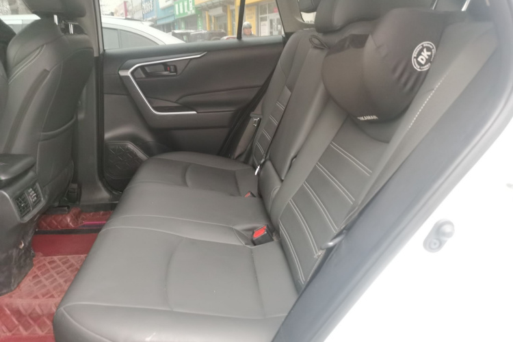 丰田 威兰达 2023款 2.0L CVT两驱领先版中控内饰21