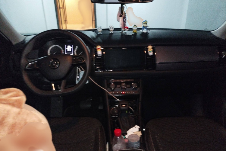 斯柯达 柯迪亚克 2018款 改款 TSI330 5座两驱舒适版中控内饰7002