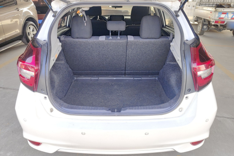 丰田 威驰FS 2021款 1.5L CVT锋驰版局部细节23