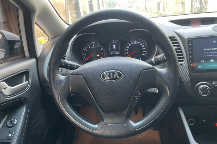 起亚K3 2016款 1.6L 手动GL局部细节13