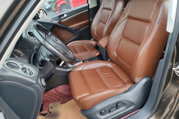 大众 途观 2015款 1.8TSI 自动两驱豪华型中控内饰19