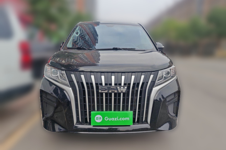 BAW北汽制造 锐胜王牌M7 2023款 1.6L 标轴创富型 7座车身外观6001