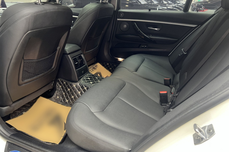 宝马3系 2019款 320Li M运动曜夜版中控内饰7009