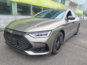 比亚迪 汉 2022款 DM-i 121KM 尊享型