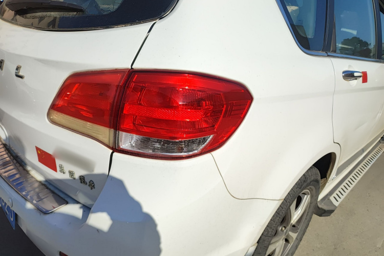 哈弗H6 2015款 升级版 1.5T 手动两驱精英型车身外观9