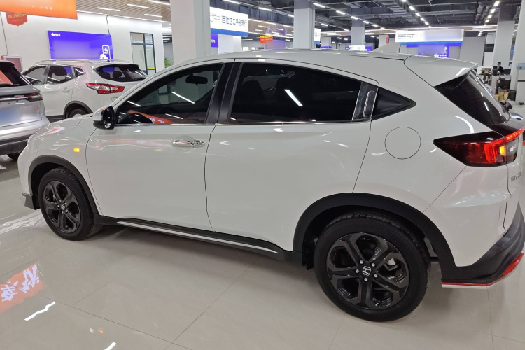 本田XR-V 2021款 220TURBO CVT豪华版车身外观4