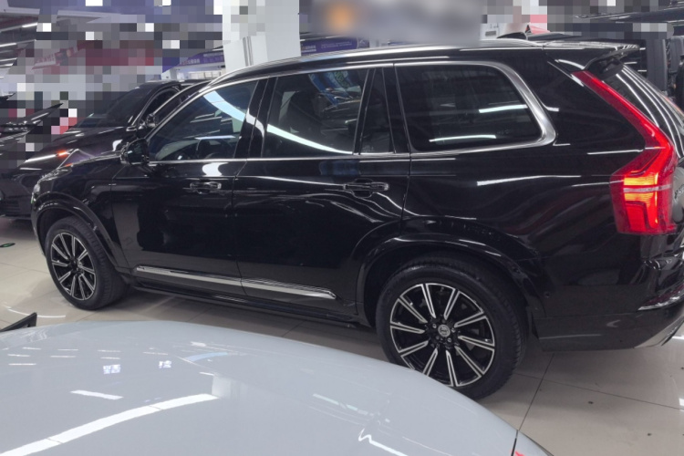 沃尔沃XC90 2015款 T6 智尊版 7座车身外观4