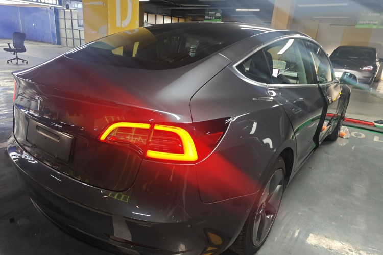 特斯拉 Model 3(进口) 2019款 长续航后驱版车身外观7