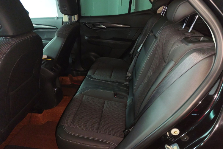 别克 2022款 昂科威S 552T 两驱精英型中控内饰21