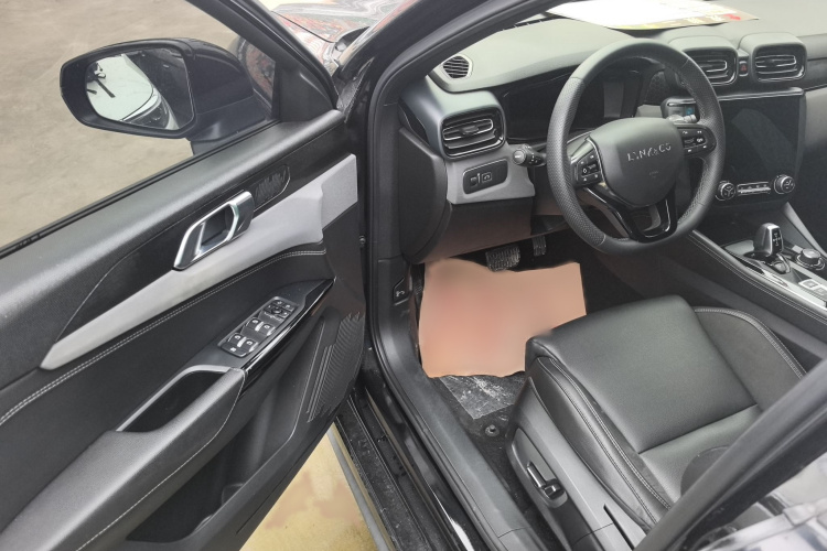 领克03 2021款 1.5TD DCT劲Plus中控内饰7002