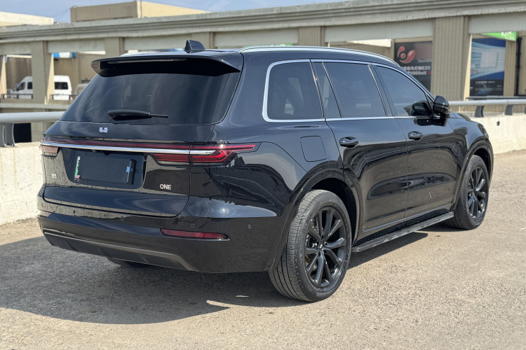 理想汽车 理想ONE 2021款 增程6座版车身外观6003