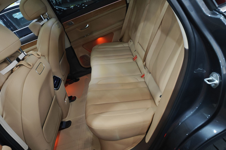 鸿蒙智行 问界M7 2024款 1.5T 智驾四驱Max版 5座中控内饰21