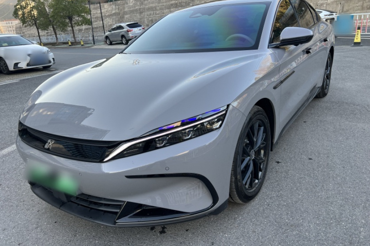 比亚迪 汉 2025款 DM-i 125KM精英型车身外观6004