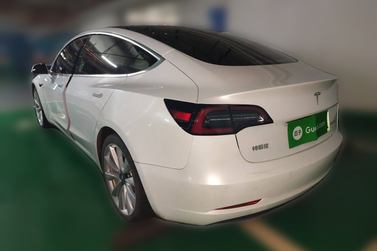 特斯拉 Model 3 2019款 标准续航后驱升级版车身外观6003